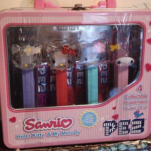 Hello Kitty and My Melody pez 4 count unopened